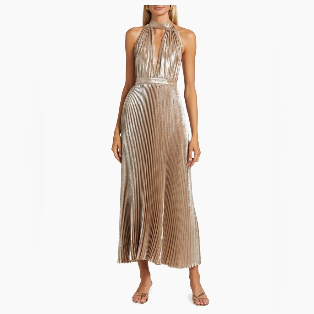 L'Idée
La Fête Chateau Metallic Pleated Halterneck Gown